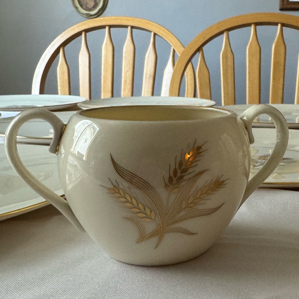 🌾VINTAGE🌾 Lenox sugar dish